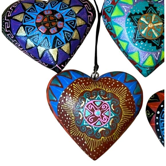 Set of 5 Handmade Alebrije Hearts Wood Mini Hanging Ornaments 1.5” - Picture 2 of 12